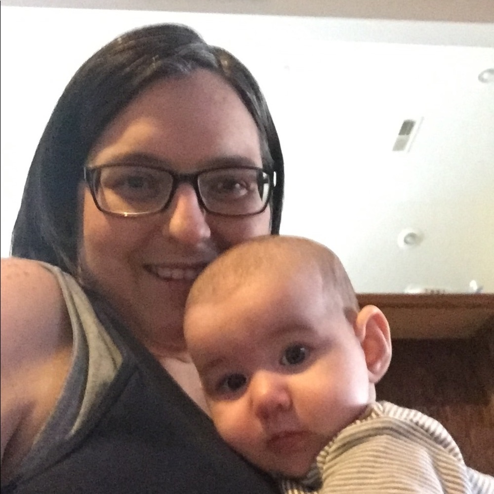 Meet your Posher, Brooke